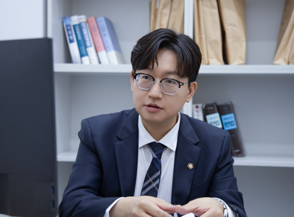 인천구급대원폭행합의 판단 기준, 전문변호사 소현완 대표변호사
